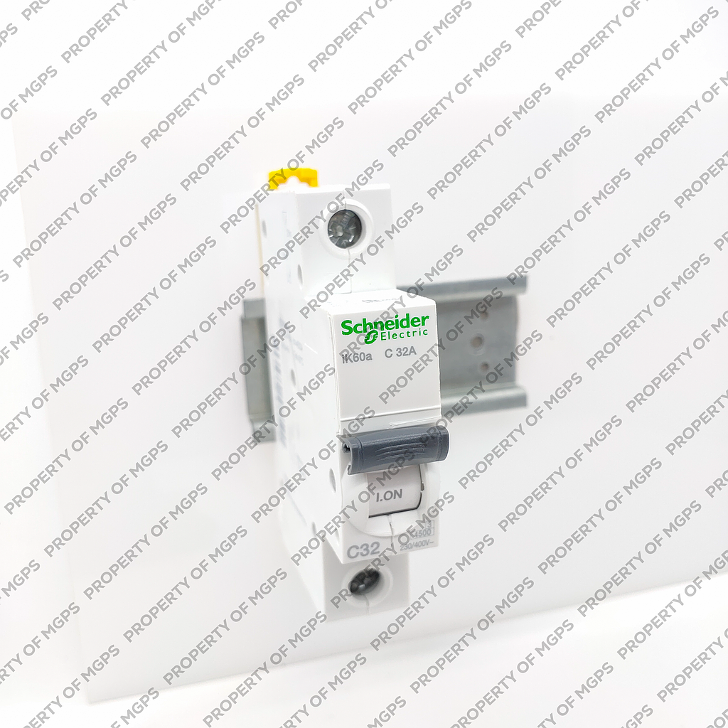 Schneider Acti 9 ACTI 9 IK60A 1P 32A 4,5KA KURVA C 