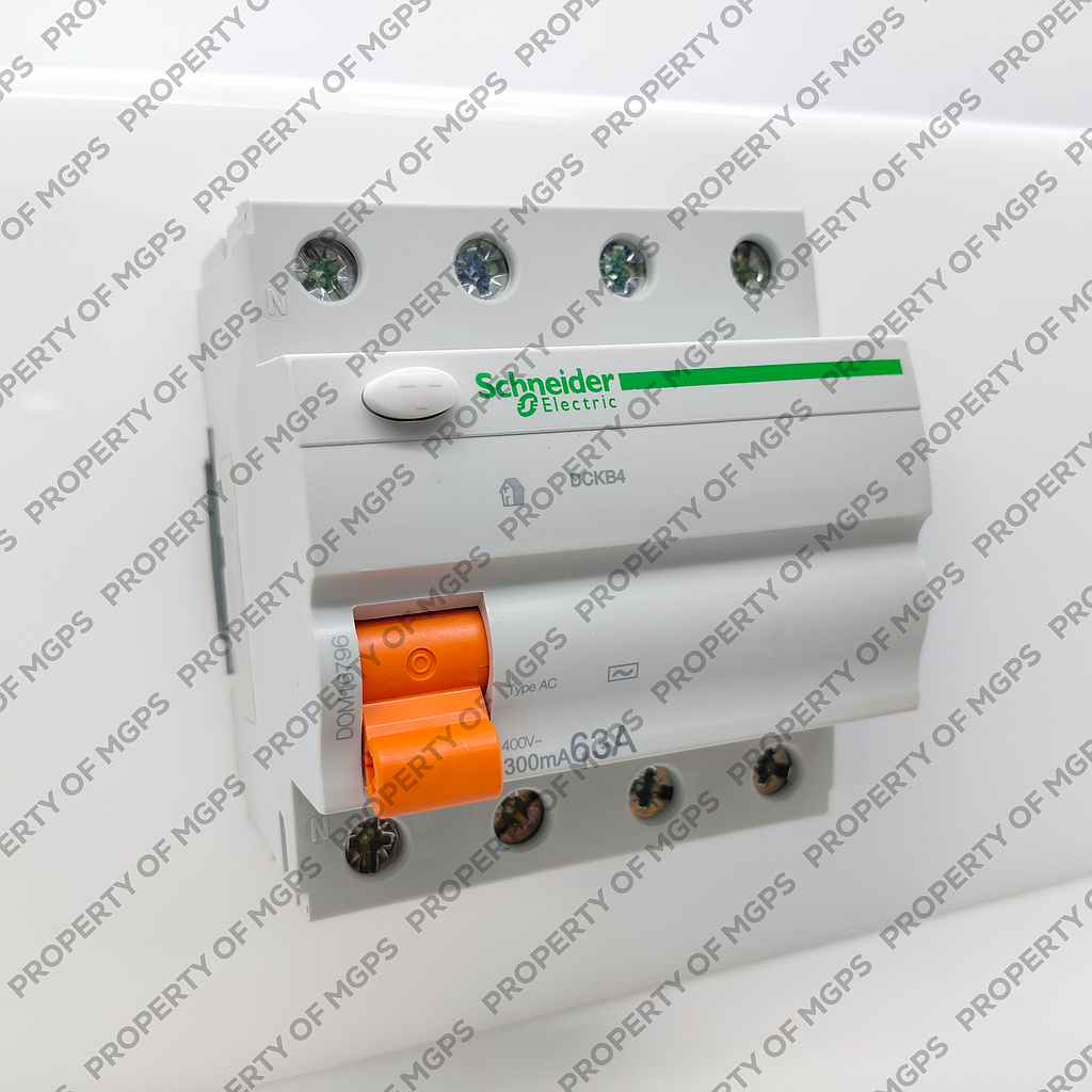 Schneider Domae RCCB DOMAE 4P 63A 300MA AC TYPE