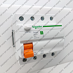 Schneider  NEW RCCB DOMAE 4P 40A 30MA AC 6KA